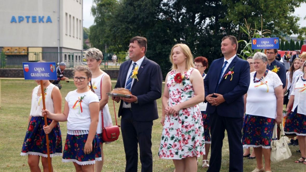 DOŻYNKI POWIATOWO-GMINNE – ŁABUNIE