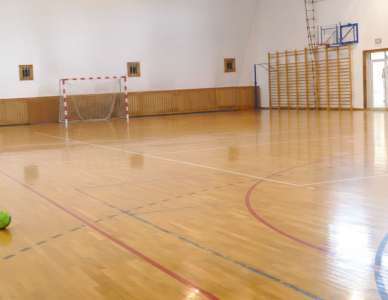 TURNIEJ PIŁKI HALOWEJ O PUCHAR WÓJTA GMINY GRABOWIEC